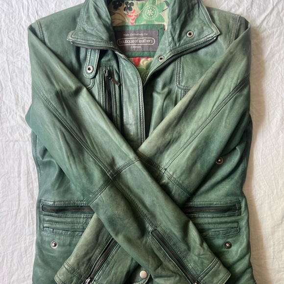 Leather Jacket - Picture 6 of 6